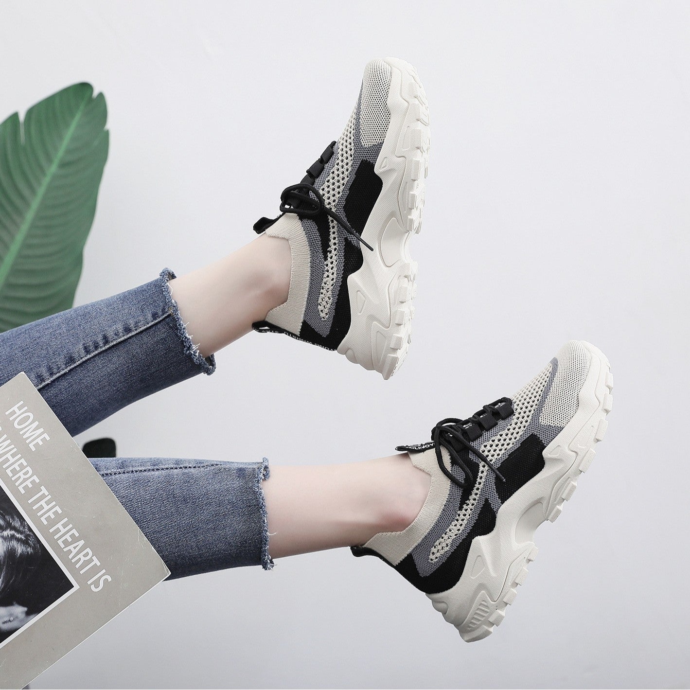 Flyknit shoes breathable and comfortable thick soled shoes dad shoes women's sports shoes